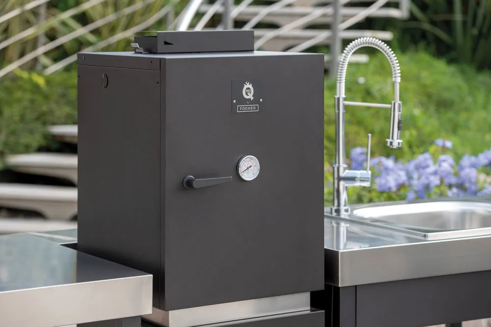 Fogher outdoor kitchen