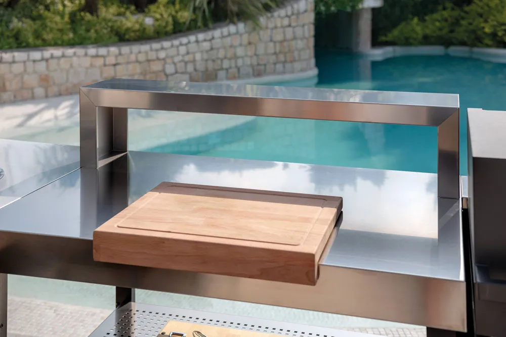 Fogher outdoor kitchen