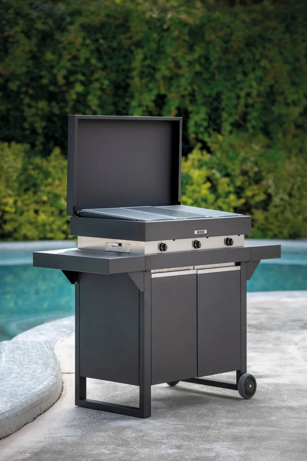 Fogher outdoor kitchen