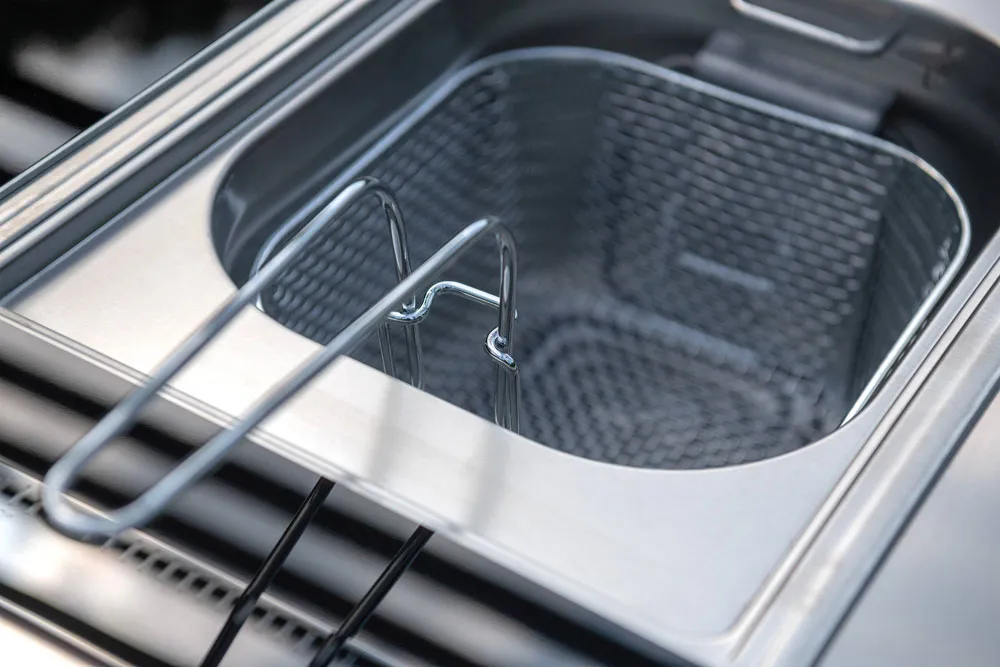 Fogher outdoor kitchen