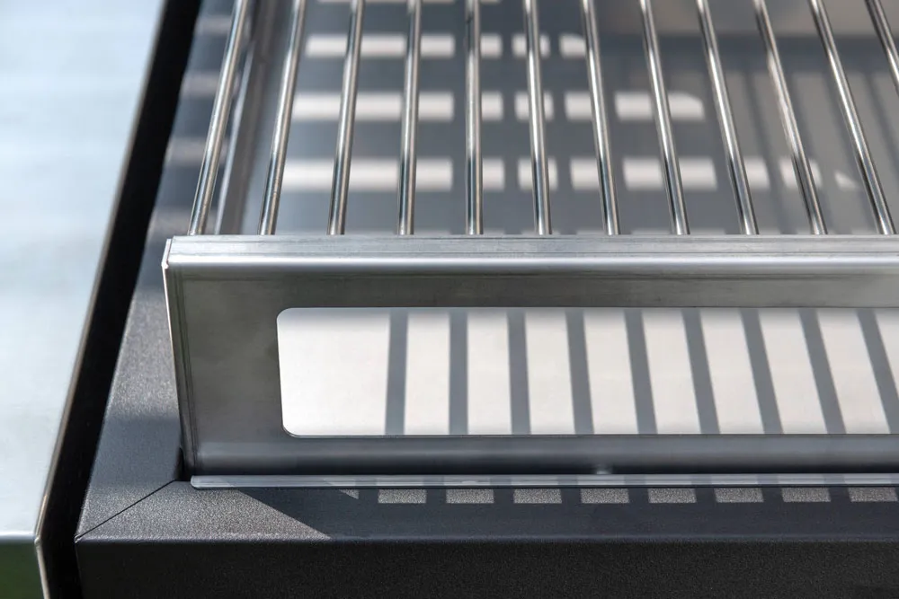 Fogher outdoor kitchen