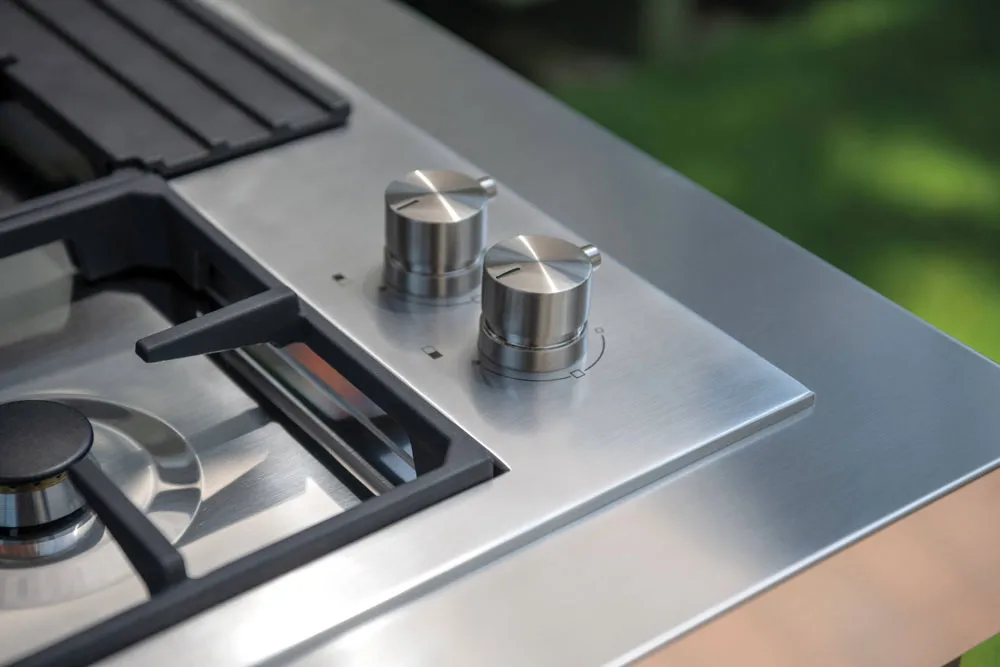 Fogher outdoor kitchen