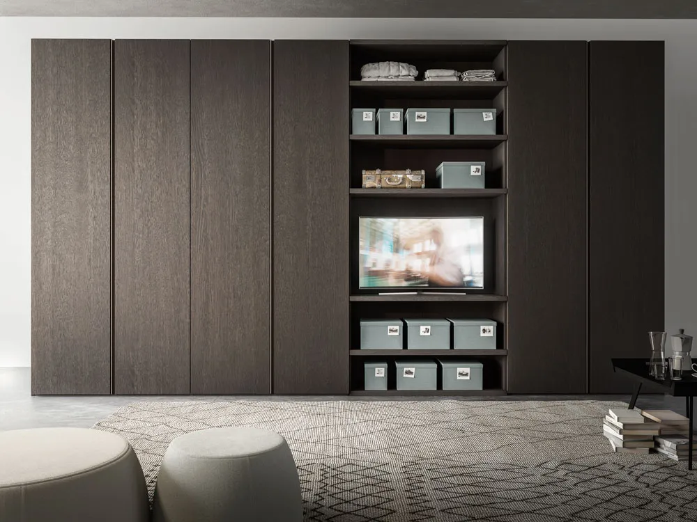 Jesse Mixer Wardrobe